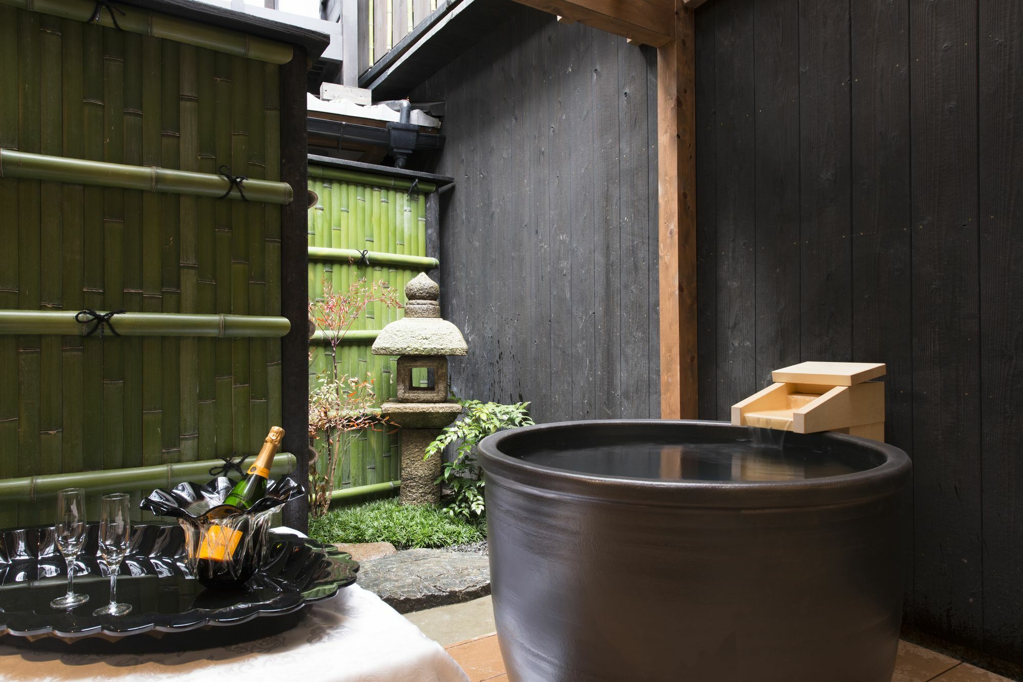 Kamishichiken Oku Hotel Kyoto Exterior foto